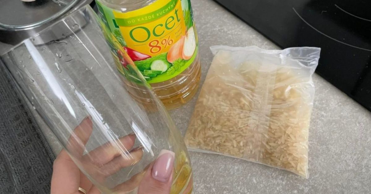 Podlaha se zase krásně leskne, chce to jen obyčejný ocet