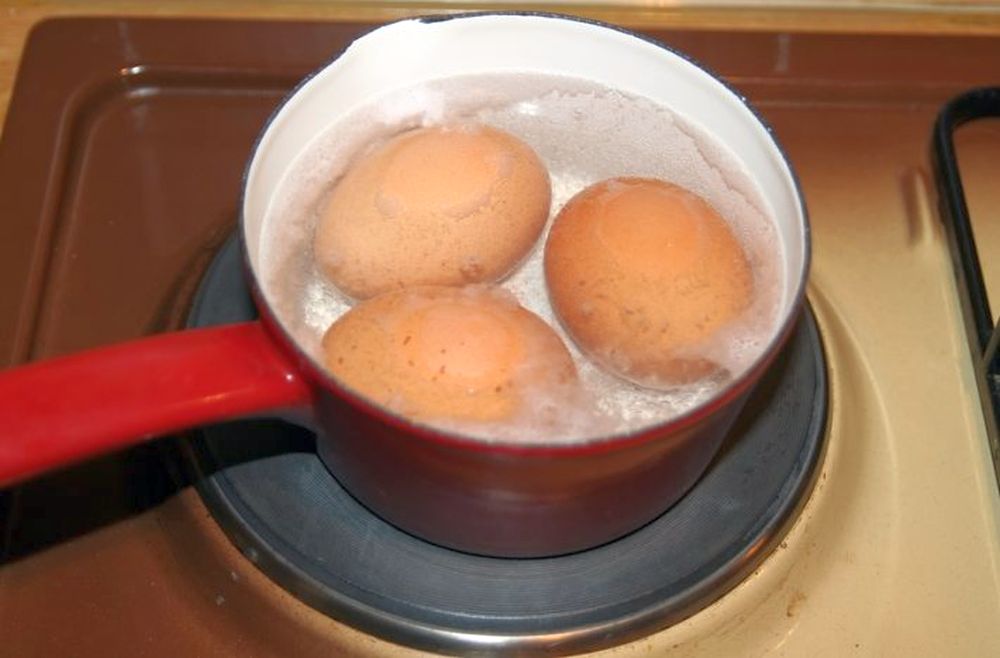 Jak využít vodu po vaření vajec