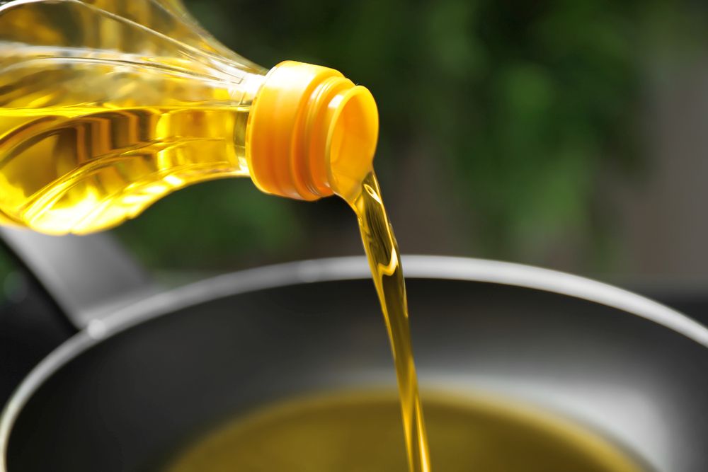 Jak znásobit výdrž lahve s olejem jednoduchým trikem