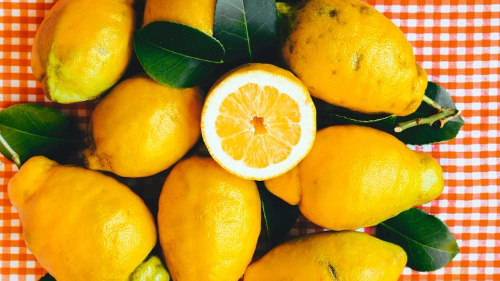 Citron není jen obyčejná potravina: Odstraní zápach, nečistoty i vodní kámen