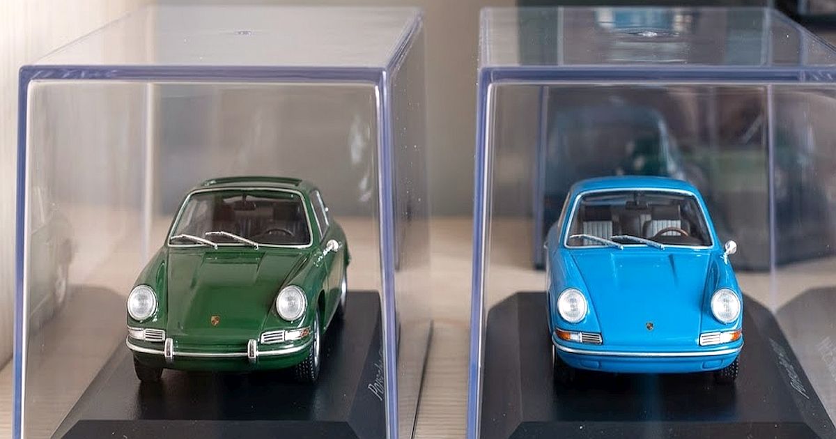 Kovové autíčko ze šuplíku dnes stojí přes 100 000 Kč. Kdo ho po revoluci vyhodil, zbavil se malého jmění a netuší to