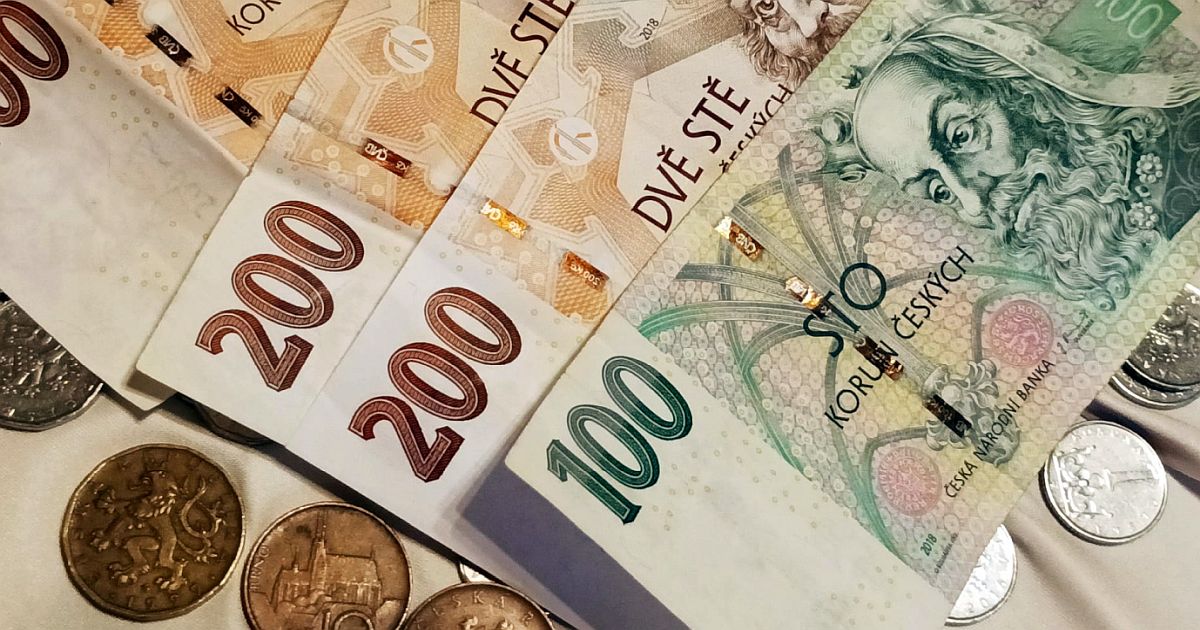 Stokoruna série Z 01 z roku 1993 se prodává za 20 000 Kč. Stačí ji otočit a zkontrolovat jednu věc na zadní straně