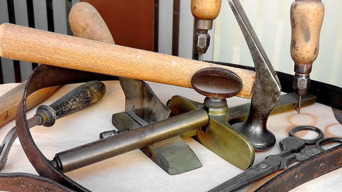 Historické ruční vrtačky zajímají sběratele, cenu určuje stáří, výrobce i stav
